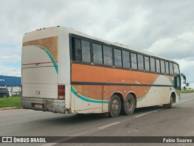 Ônibus Particulares 4300 na cidade de Benevides, Pará, Brasil, por Fabio Soares. Número da foto: #12997352.