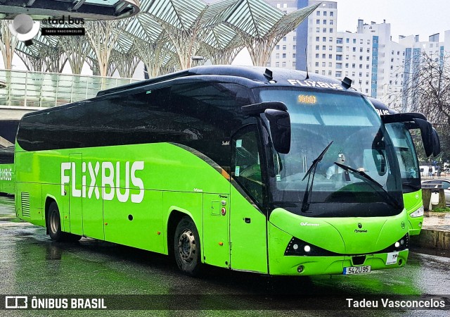 FlixBus 318 na cidade de Lisbon, Lisbon, Portugal, por Tadeu Vasconcelos. Número da foto: #12997798.