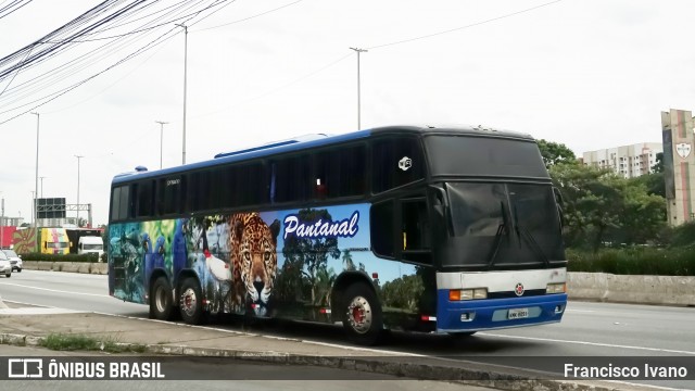Ônibus Particulares 8091 na cidade de São Paulo, São Paulo, Brasil, por Francisco Ivano. Número da foto: #12998799.