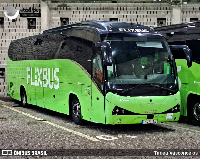 FlixBus 317 na cidade de Porto, Porto, Portugal, por Tadeu Vasconcelos. Número da foto: #12997792.