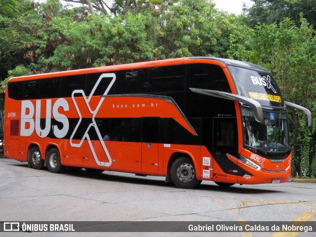 Bus X 24709 na cidade de São Paulo, São Paulo, Brasil, por Gabriel Oliveira Caldas da Nobrega. Número da foto: #13000849.