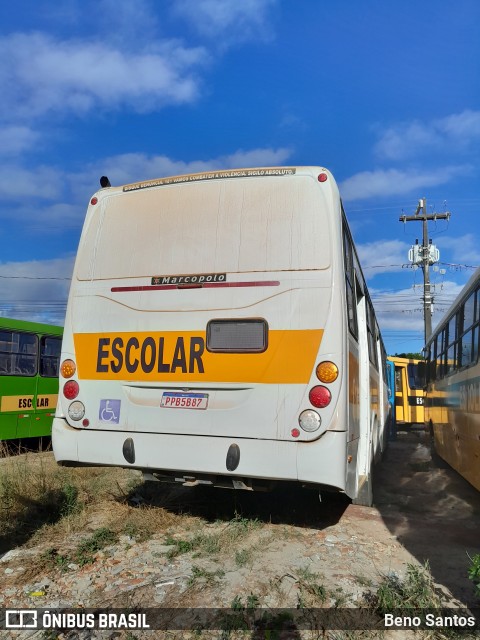 Araquém Tur 417 na cidade de Muribeca, Sergipe, Brasil, por Beno Santos. Número da foto: #13002112.