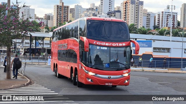 RodeRotas - Rotas de Viação do Triângulo 2005 na cidade de Ribeirão Preto, São Paulo, Brasil, por Cicero Augusto. Número da foto: #12999900.