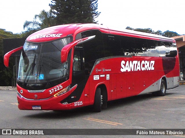 Viação Santa Cruz 37225 na cidade de Três Corações, Minas Gerais, Brasil, por Fábio Mateus Tibúrcio. Número da foto: #13000973.