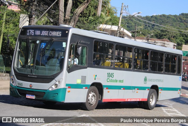 Cidade Real 1045 na cidade de Petrópolis, Rio de Janeiro, Brasil, por Paulo Henrique Pereira Borges. Número da foto: #13001858.