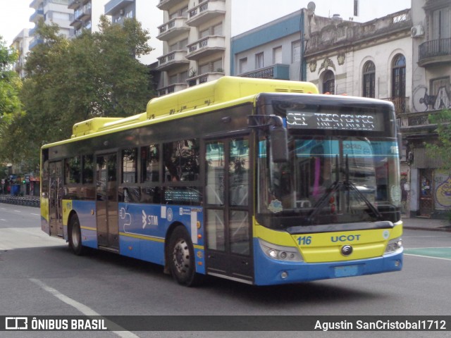 UCOT - Union Cooperativa Obrera de Transporte 116 na cidade de Montevideo, Montevideo, Uruguai, por Agustin SanCristobal1712. Número da foto: #13001820.