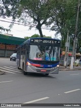 Viação Arujá 39.574 na cidade de Arujá, São Paulo, Brasil, por Vanderci Valentim. Número da foto: #:id.