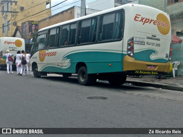 Expresso Mangaratiba RJ 137.295 na cidade de Rio de Janeiro, Rio de Janeiro, Brasil, por Zé Ricardo Reis. Número da foto: #12931293.