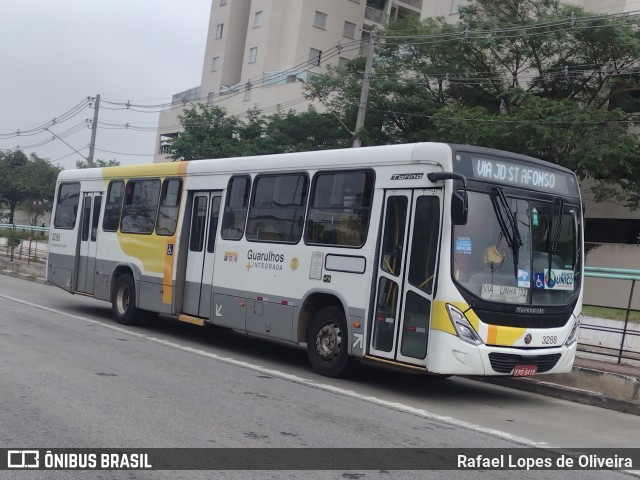 Viação Campo dos Ouros 3288 na cidade de Guarulhos, São Paulo, Brasil, por Rafael Lopes de Oliveira. Número da foto: #12929966.