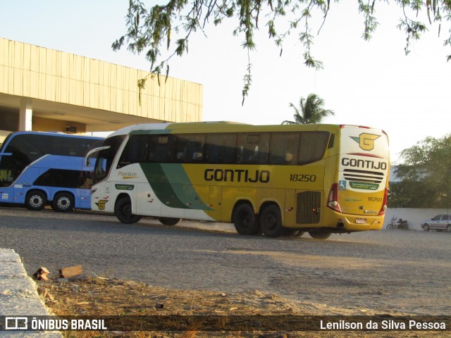 Empresa Gontijo de Transportes 18250 na cidade de Caruaru, Pernambuco, Brasil, por Lenilson da Silva Pessoa. Número da foto: #12931422.