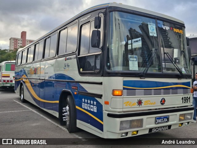 Vip Bus Comércio de Ônibus 1991 na cidade de Barueri, São Paulo, Brasil, por André Leandro. Número da foto: #12930264.