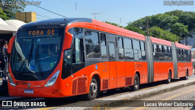 Transporte Coletivo Glória BE709 na cidade de Curitiba, Paraná, Brasil, por Lucas Weber Calizario. Número da foto: #12930448.