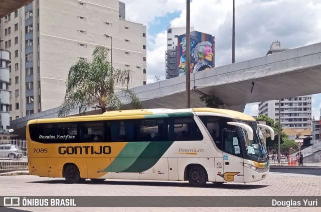 Empresa Gontijo de Transportes 7085 na cidade de Belo Horizonte, Minas Gerais, Brasil, por Douglas Yuri. Número da foto: #12930737.