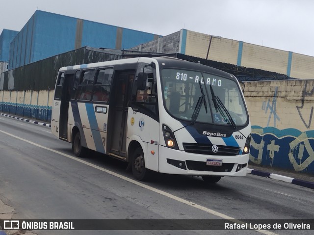 Uni Transportes 6044 na cidade de Guarulhos, São Paulo, Brasil, por Rafael Lopes de Oliveira. Número da foto: #12931292.