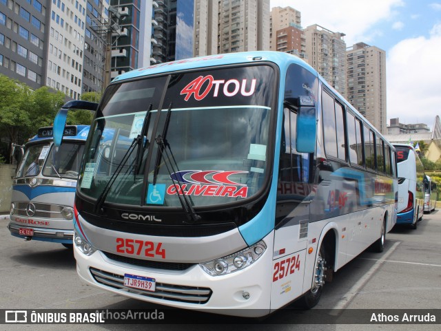 Viação Oliveira 25724 na cidade de Barueri, São Paulo, Brasil, por Athos Arruda. Número da foto: #12932167.