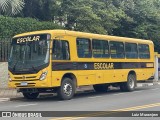 Escolares  na cidade de Guararema, São Paulo, Brasil, por Luiz Murawjew. Número da foto: #12929887.