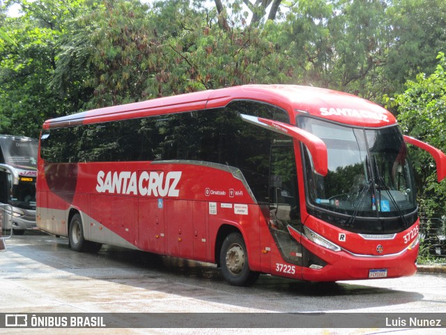 Viação Santa Cruz 37225 na cidade de São Paulo, São Paulo, Brasil, por Luis Nunez. Número da foto: #13003944.
