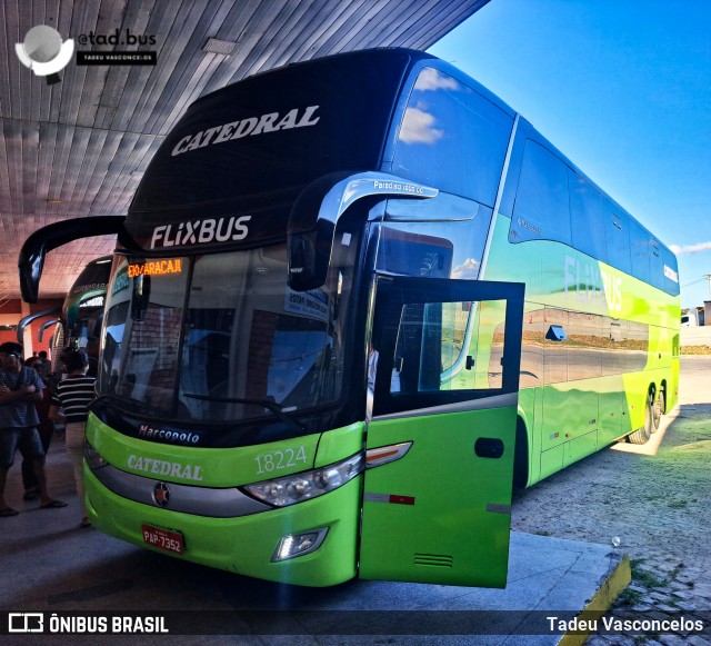 FlixBus Transporte e Tecnologia do Brasil 18224 na cidade de Propriá, Sergipe, Brasil, por Tadeu Vasconcelos. Número da foto: #13004045.