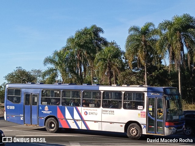Auto Viação Bragança Metropolitana > Viação Raposo Tavares 12.009 na cidade de Cotia, São Paulo, Brasil, por David Macedo Rocha. Número da foto: #13003200.