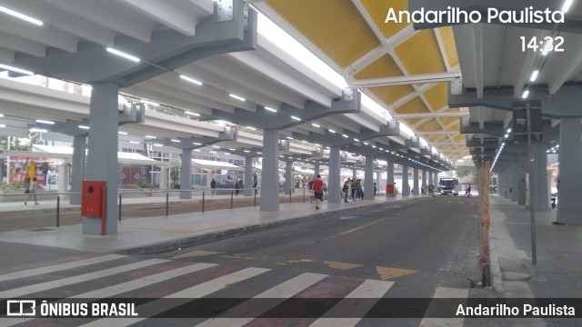 Terminais Rodoviários e Urbanos TERMINAL RODOFERROVIARIO NICOLAU DELIC na cidade de São Caetano do Sul, São Paulo, Brasil, por Andarilho Paulista. Número da foto: #13004331.