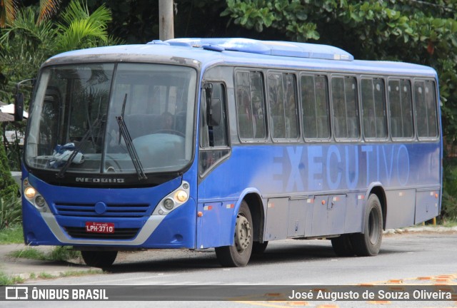 Ônibus Particulares 3710 na cidade de Barra do Piraí, Rio de Janeiro, Brasil, por José Augusto de Souza Oliveira. Número da foto: #13005771.