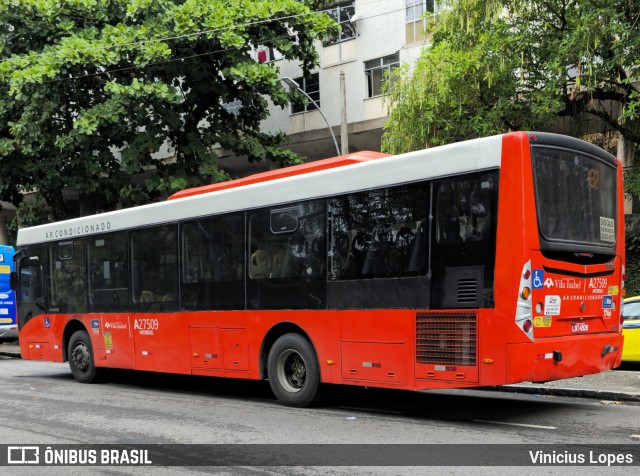 Transportes Vila Isabel A27509 na cidade de Rio de Janeiro, Rio de Janeiro, Brasil, por Vinicius Lopes. Número da foto: #13003439.