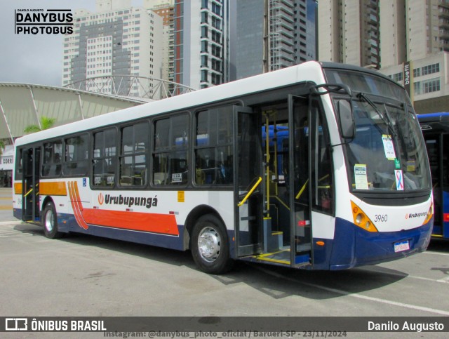 Auto Viação Urubupungá 3960 na cidade de Barueri, São Paulo, Brasil, por Danilo Augusto. Número da foto: #12934401.