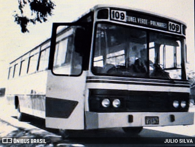 Expresso LB 109 na cidade de Palmares do Sul, Rio Grande do Sul, Brasil, por JULIO SILVA. Número da foto: #12933940.