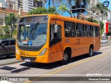 Expresso Azul JI859 na cidade de Curitiba, Paraná, Brasil, por Emerson Dorneles. Número da foto: #:id.