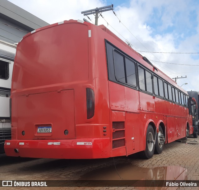 Ônibus Particulares 8352 na cidade de São Lourenço do Sul, Rio Grande do Sul, Brasil, por Fábio Oliveira. Número da foto: #12936836.