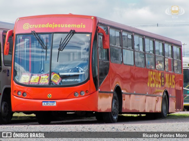 Ônibus Particulares 5I07 na cidade de Fazenda Rio Grande, Paraná, Brasil, por Ricardo Fontes Moro. Número da foto: #12935641.
