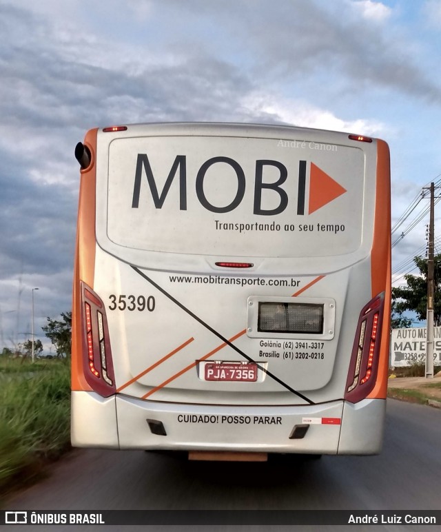 MOBI Transporte 35390 na cidade de Aparecida de Goiânia, Goiás, Brasil, por André Luiz Canon. Número da foto: #12935816.