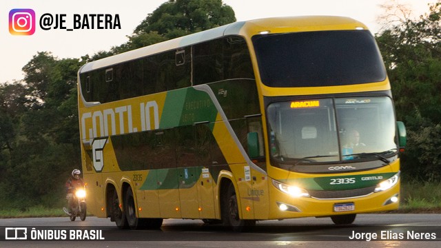 Empresa Gontijo de Transportes 23135 na cidade de Ribeirão das Neves, Minas Gerais, Brasil, por Jorge Elias Neres. Número da foto: #12934627.