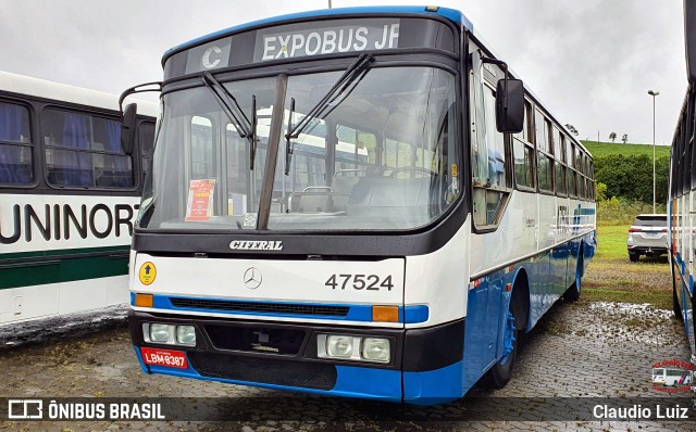 Ônibus Particulares 47524 na cidade de Juiz de Fora, Minas Gerais, Brasil, por Claudio Luiz. Número da foto: #12937060.