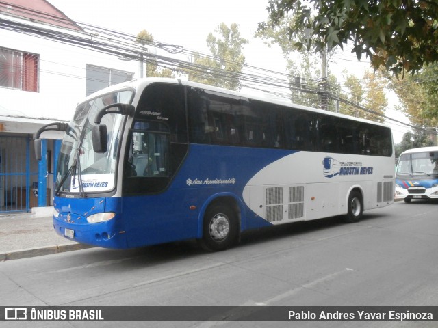 Transportes Agustín Reyes 01 na cidade de Santa Cruz, Colchagua, Libertador General Bernardo O'Higgins, Chile, por Pablo Andres Yavar Espinoza. Número da foto: #12936792.