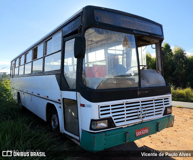 J.A Transportes 6295 na cidade de Santo Antônio do Monte, Minas Gerais, Brasil, por Vicente de Paulo Alves. Número da foto: #12934755.