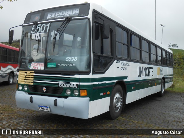 Ônibus Particulares 8298 na cidade de Juiz de Fora, Minas Gerais, Brasil, por Augusto César. Número da foto: #12938193.