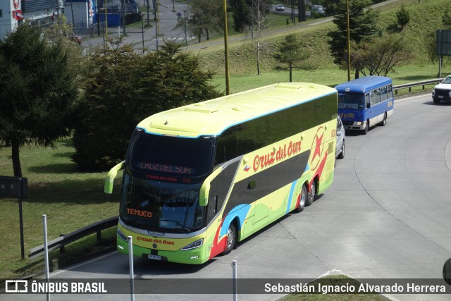 Cruz del Sur 828 na cidade de Puerto Montt, Llanquihue, Los Lagos, Chile, por Sebastián Ignacio Alvarado Herrera. Número da foto: #12939786.