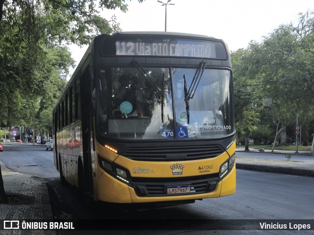 Real Auto Ônibus A41062 na cidade de Rio de Janeiro, Rio de Janeiro, Brasil, por Vinicius Lopes. Número da foto: #12939359.