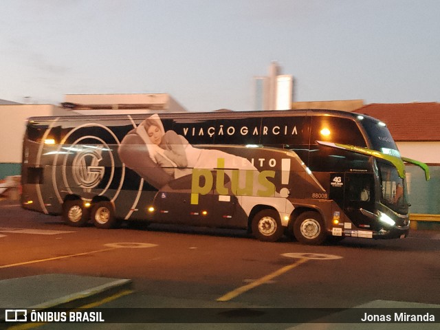 Viação Garcia 88008 na cidade de Piracicaba, São Paulo, Brasil, por Jonas Miranda. Número da foto: #12937344.
