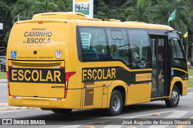 Escolares ACCESS na cidade de Barra do Piraí, Rio de Janeiro, Brasil, por José Augusto de Souza Oliveira. Número da foto: #12941346.