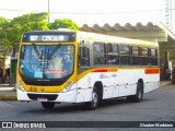 Empresa Metropolitana 438 na cidade de Recife, Pernambuco, Brasil, por Glauber Medeiros. Número da foto: #:id.