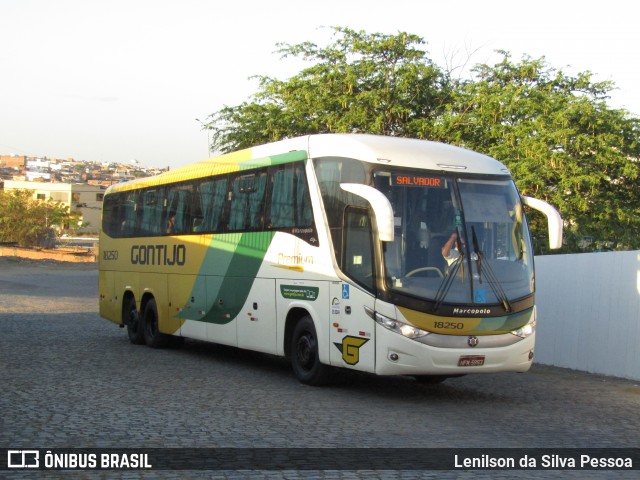 Empresa Gontijo de Transportes 18250 na cidade de Caruaru, Pernambuco, Brasil, por Lenilson da Silva Pessoa. Número da foto: #12944389.