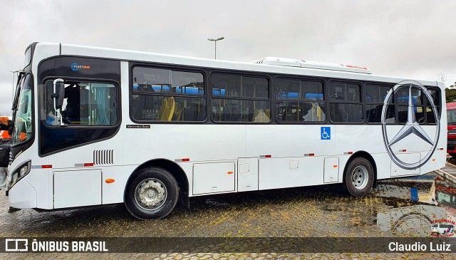 Mercedes-Benz 0F120F na cidade de Juiz de Fora, Minas Gerais, Brasil, por Claudio Luiz. Número da foto: #12944908.