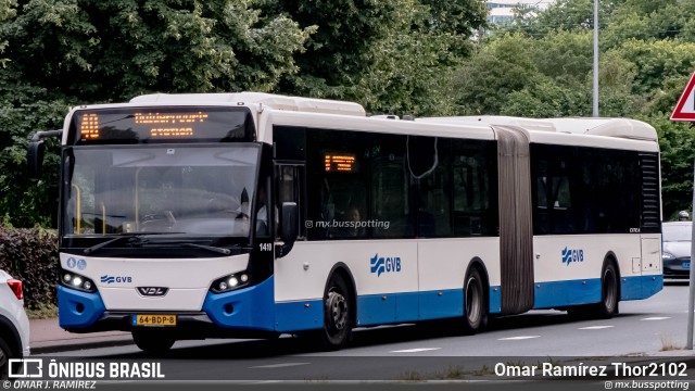 GVB - Gemeentelijk Vervoerbedrijf 1410 na cidade de Amsterdam, North Holland, Países Baixos, por Omar Ramírez Thor2102. Número da foto: #12943042.
