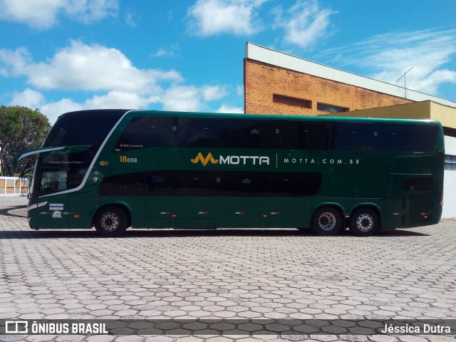 Viação Motta 18008 na cidade de Divinópolis, Minas Gerais, Brasil, por Jéssica Dutra. Número da foto: #12944910.