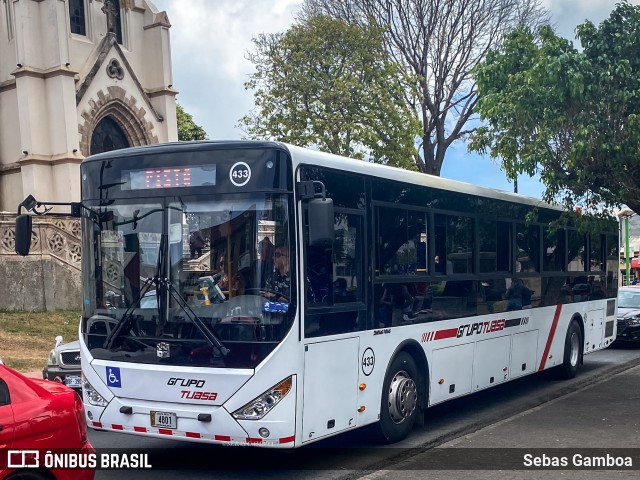 TUASA - Transportes Unidos Alajuelenses 433 na cidade de Merced, San José, San José, Costa Rica, por Sebas Gamboa. Número da foto: #12945298.