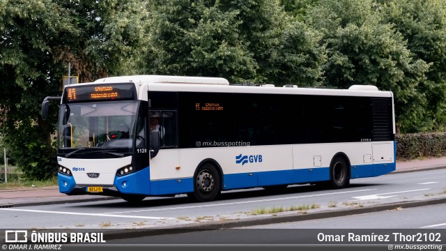GVB - Gemeentelijk Vervoerbedrijf 1120 na cidade de Amsterdam, North Holland, Países Baixos, por Omar Ramírez Thor2102. Número da foto: #12943031.