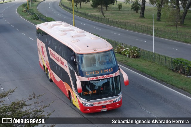 Cruz del Sur 817 na cidade de Puerto Montt, Llanquihue, Los Lagos, Chile, por Sebastián Ignacio Alvarado Herrera. Número da foto: #12944878.