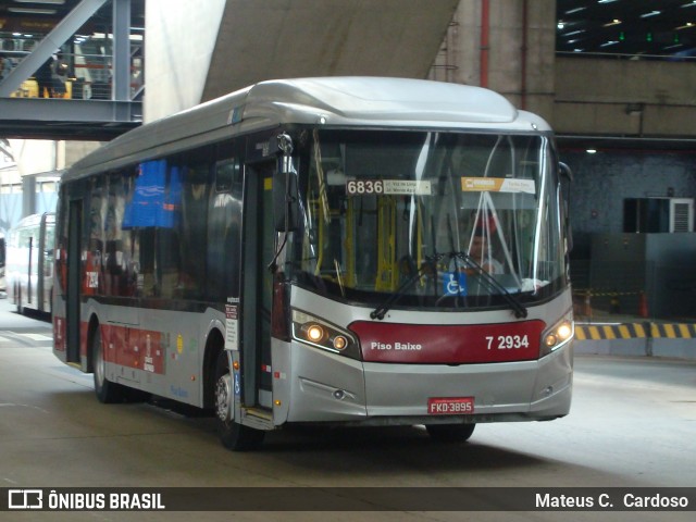 Viação Campo Belo 7 2934 na cidade de São Paulo, São Paulo, Brasil, por Mateus C.  Cardoso. Número da foto: #12942980.